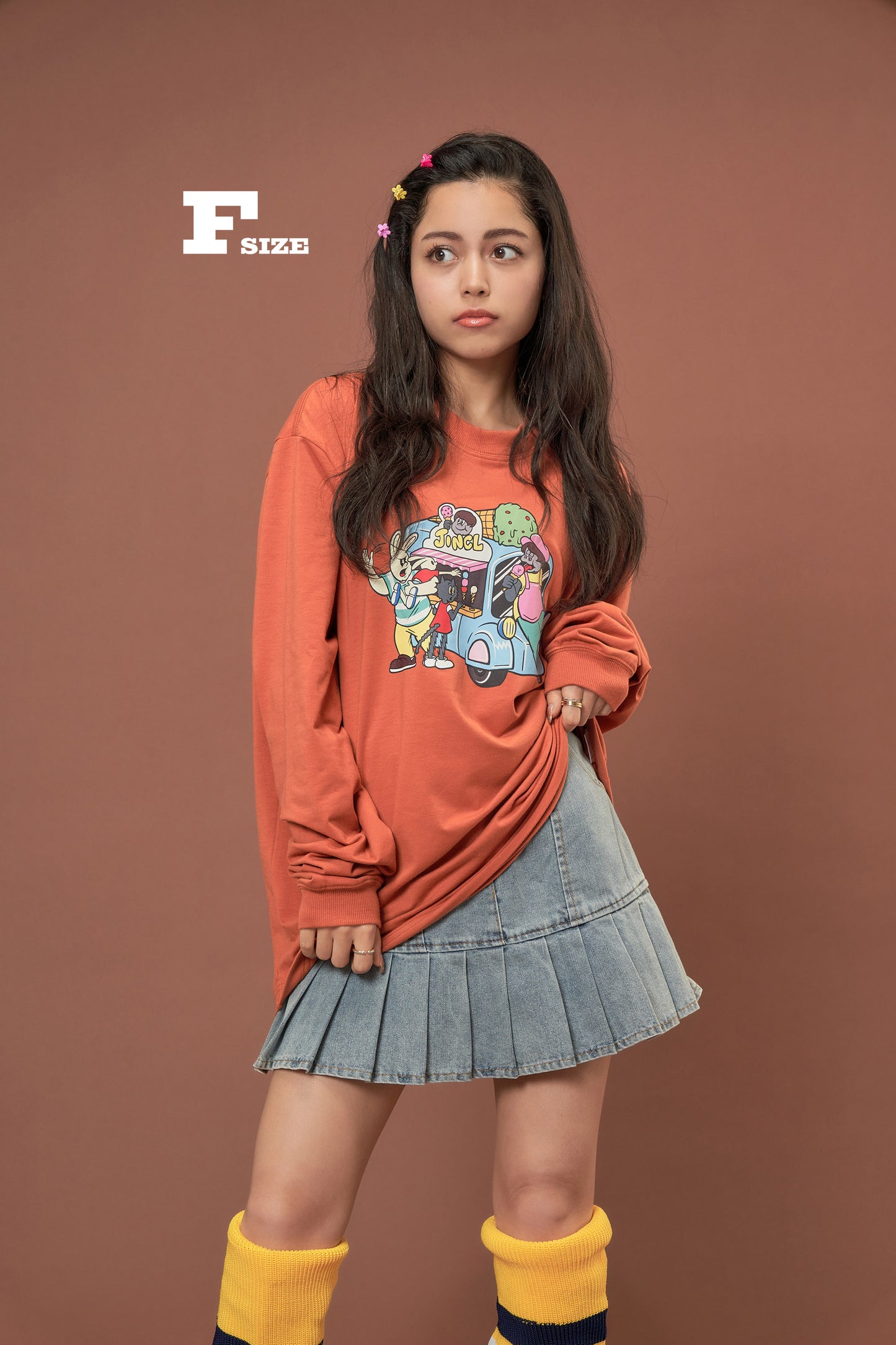 TRUCK PRINT LONG SLEEVE T-Shirt